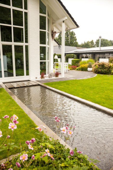 Gartenarchitektur, Gartengestaltung durch Gartenarchitekt, Wasserbecken
